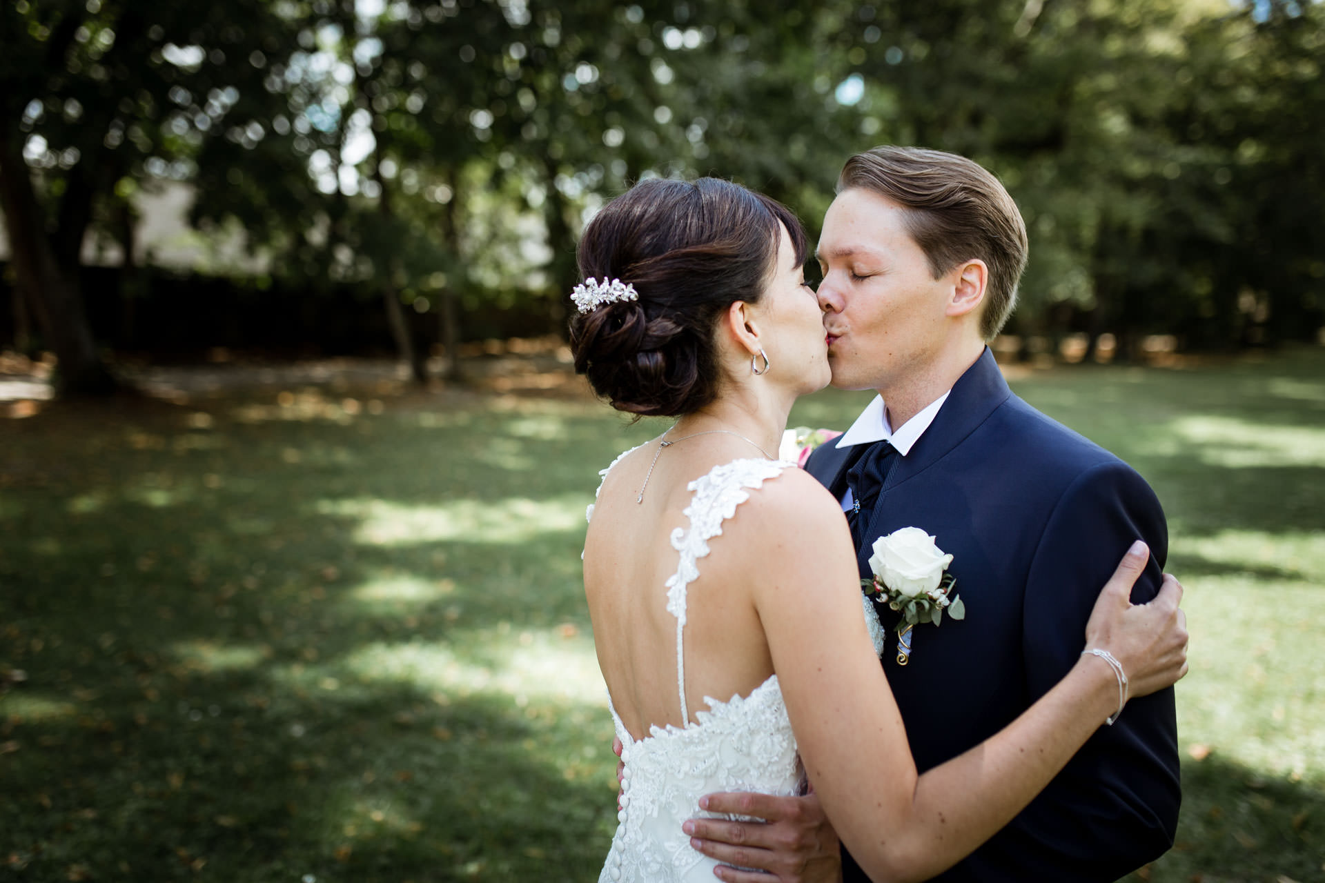 Photo de couple Chateau Coppet - Photographe Mariage