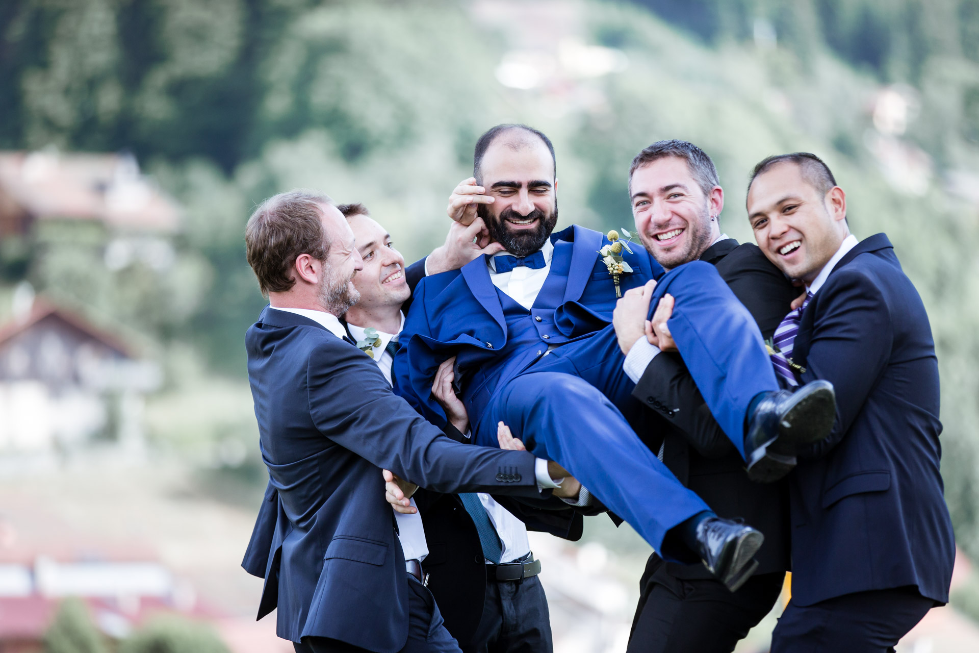 Mariage Mont Saxonnex photo de groupe fun